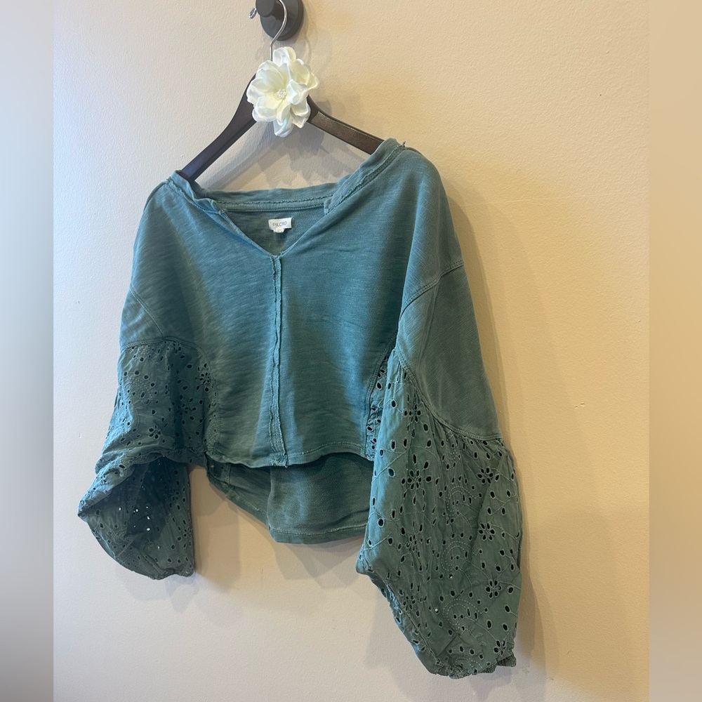 Pilcro Anthropologie Batwing Eyelet Cropped Sweatshirt Green XL - Picture 4 of 7